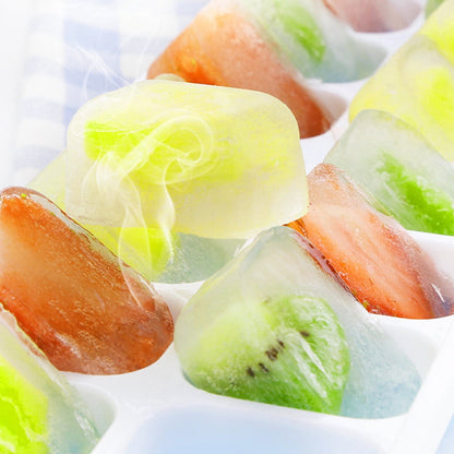 Covered Ice Cube Trays, Two Flexible Stacking Trays of 14 Cubes Each - Image 4