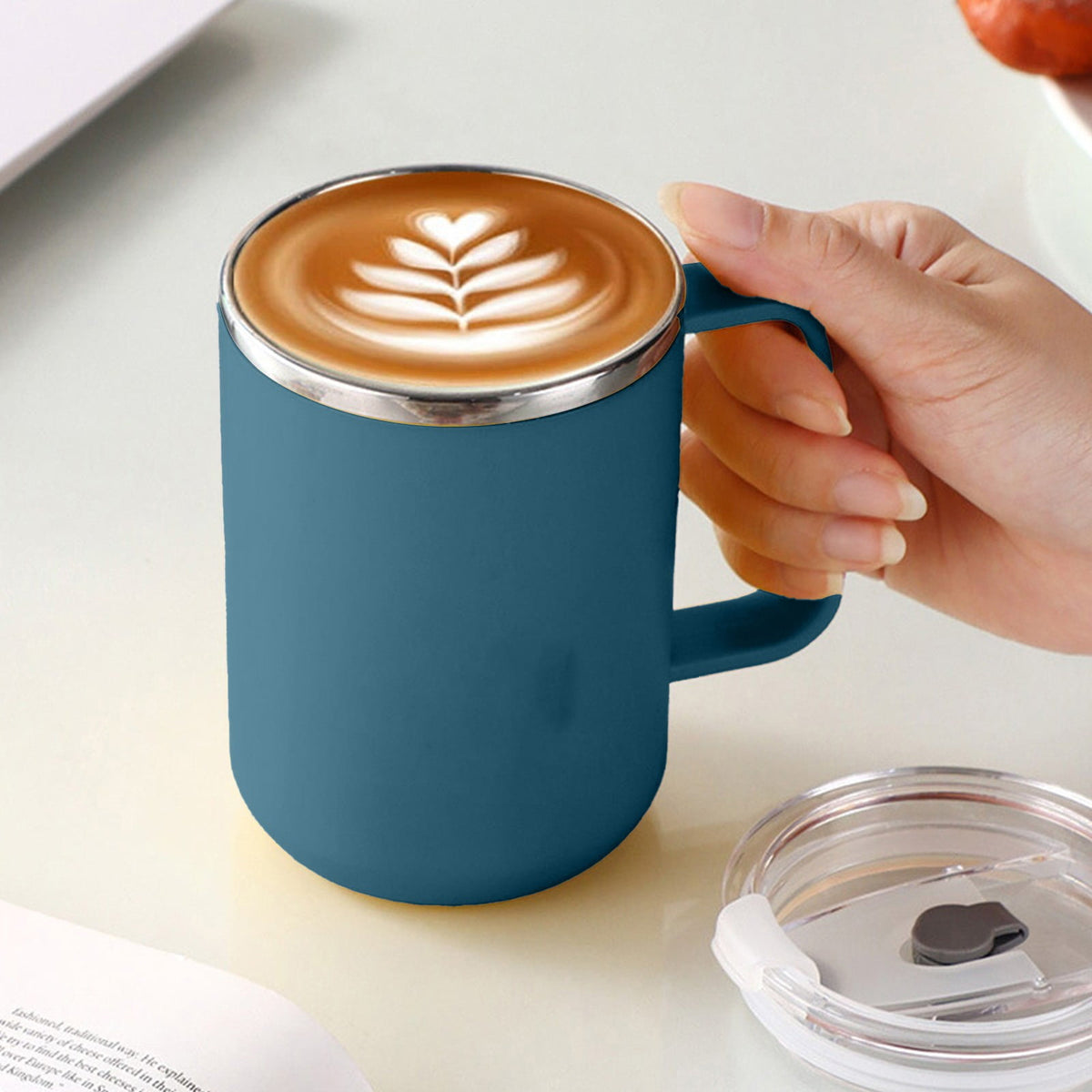 Double Wall Stainless Coffee Mug with Handle and Lid, 500 ml - Image 2